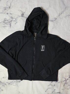 1st Phorm Legion Of Boom Cropped Zip Up Jacket In Black